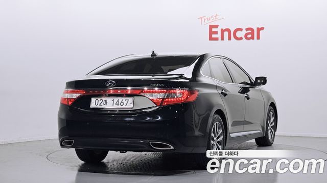 Hyundai Grandeur 2011 — photo 2