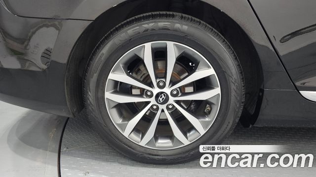 Hyundai Grandeur 2011 — photo 5