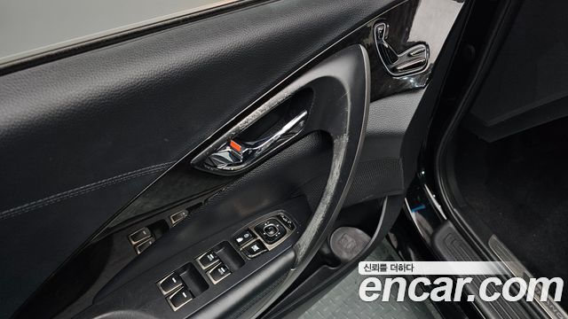 Hyundai Grandeur 2011 — photo 14