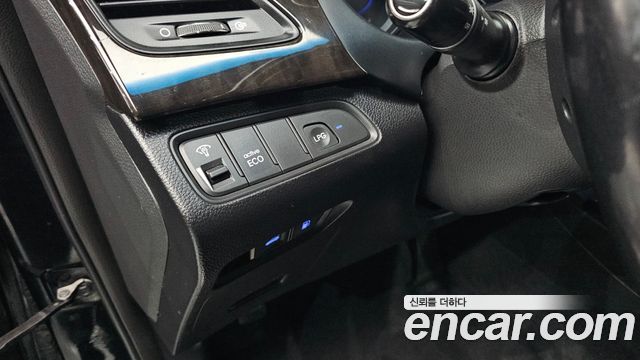 Hyundai Grandeur 2011 — photo 20