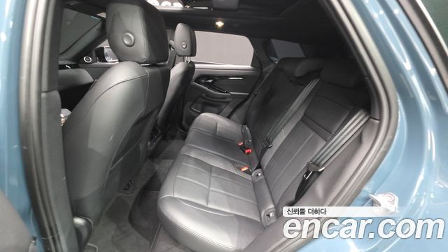 Land Rover Range Rover Evoque 2025 — photo 16