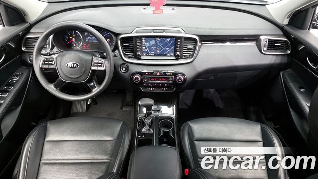 Kia Sorento 2019 — photo 10
