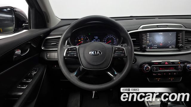 Kia Sorento 2019 — photo 19
