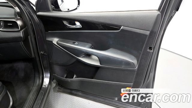 Kia Sorento 2019 — photo 14