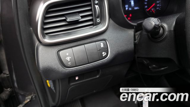 Kia Sorento 2019 — photo 28