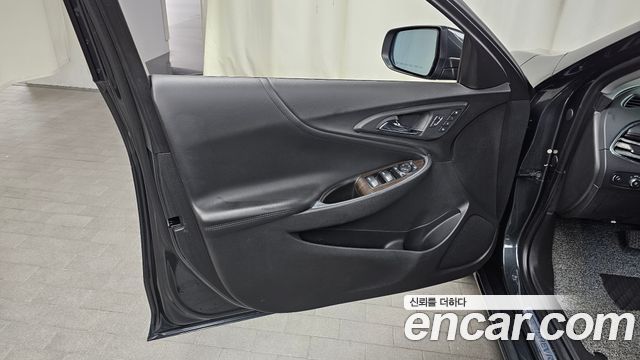 Chevrolet Korea Malibu 2018 — photo 14