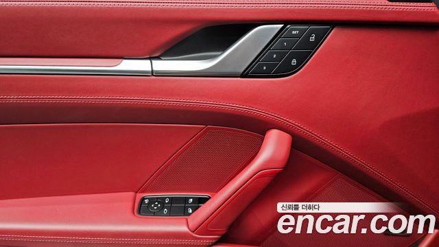 Porsche 911 2023 — photo 34