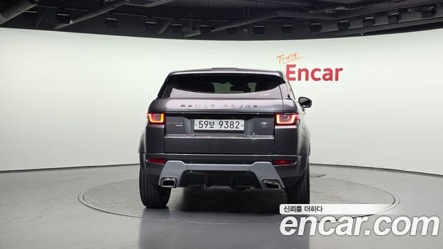 Land Rover Range Rover Evoque 2019 — photo 4