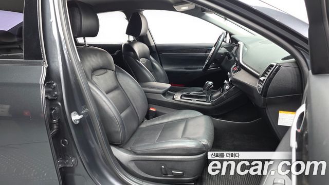 Hyundai Grandeur 2018 — photo 11