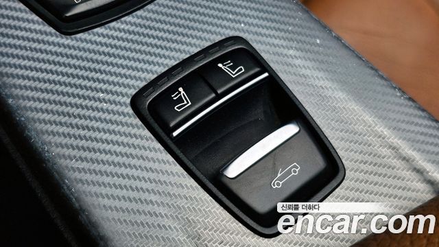 BMW 4-Series 2018 — photo 17