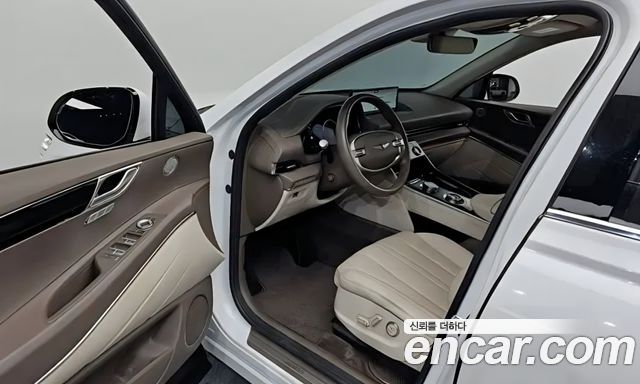 Genesis GV80 2023 — photo 10