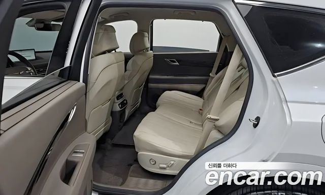 Genesis GV80 2023 — photo 12