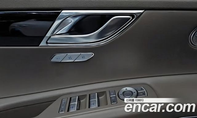 Genesis GV80 2023 — photo 13