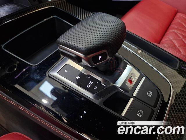 Audi SQ5 2023 — photo 9