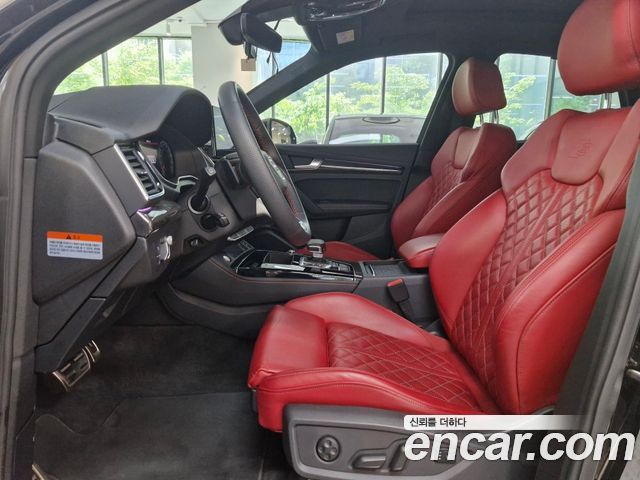 Audi SQ5 2023 — photo 10