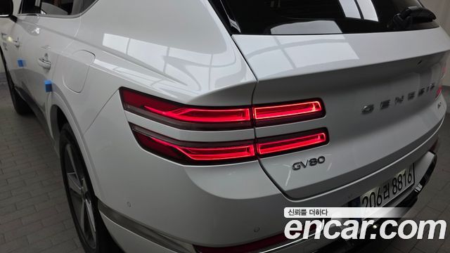 Genesis GV80 2023 — photo 9