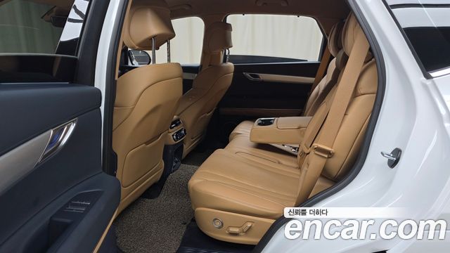Genesis GV80 2023 — photo 16