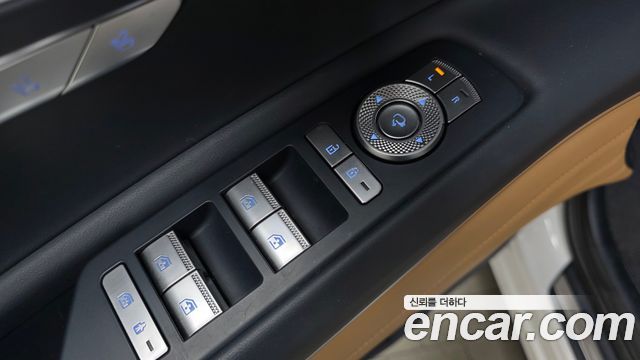Genesis GV80 2023 — photo 27