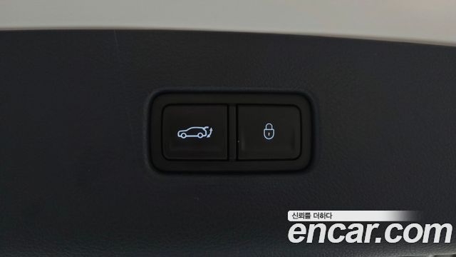 Genesis GV80 2023 — photo 31