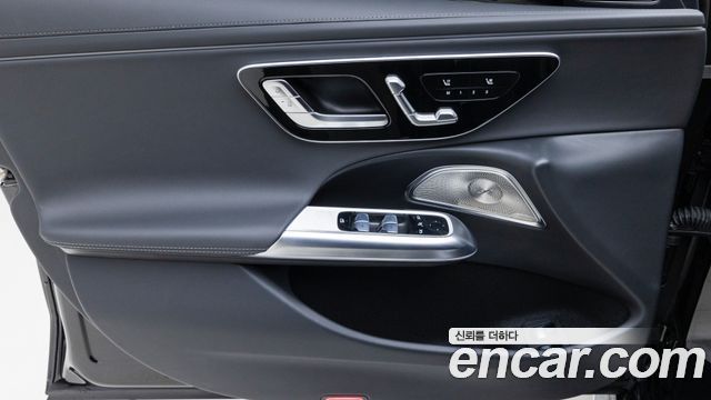 Mercedes-Benz E-Class 2026 — photo 15