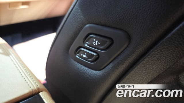 Kia Canival 2023 — photo 25