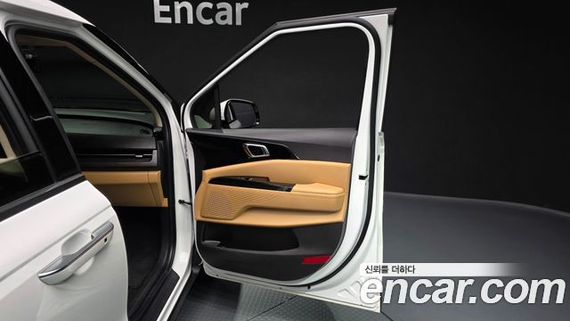 Kia Canival 2023 — photo 15