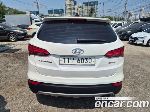 Hyundai Santafe 2015 — photo 3