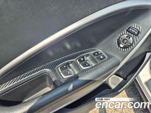 Hyundai Santafe 2015 — photo 11