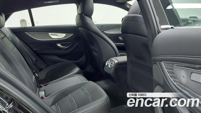 Mercedes-Benz AMG GT 2026 — photo 10