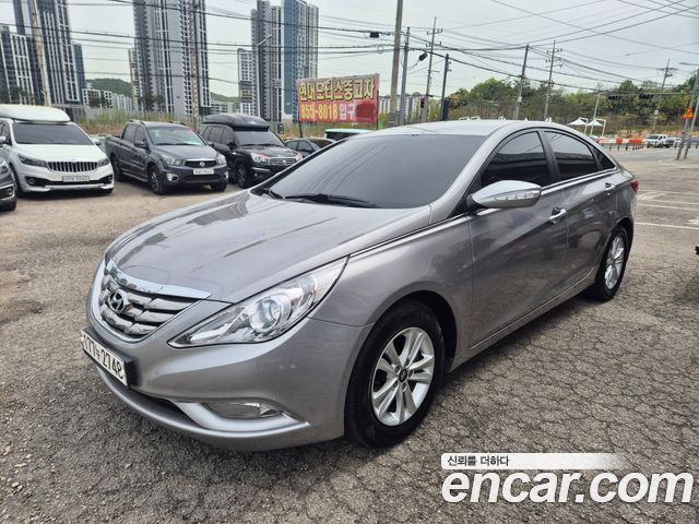 Hyundai Sonata 2011 — photo 2