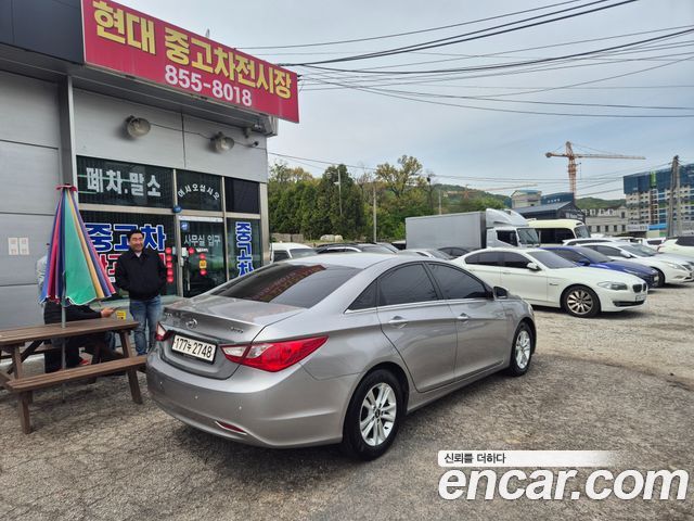 Hyundai Sonata 2011 — photo 4