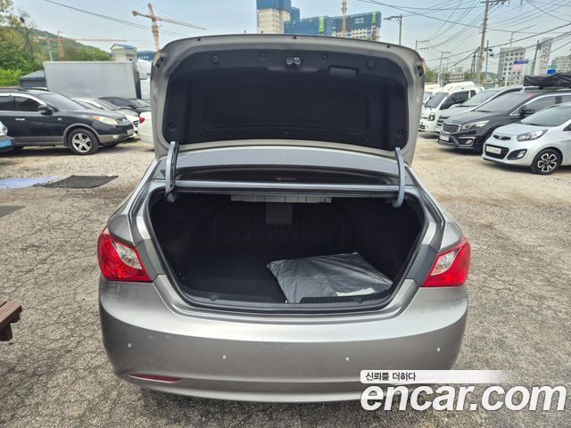 Hyundai Sonata 2011 — photo 5