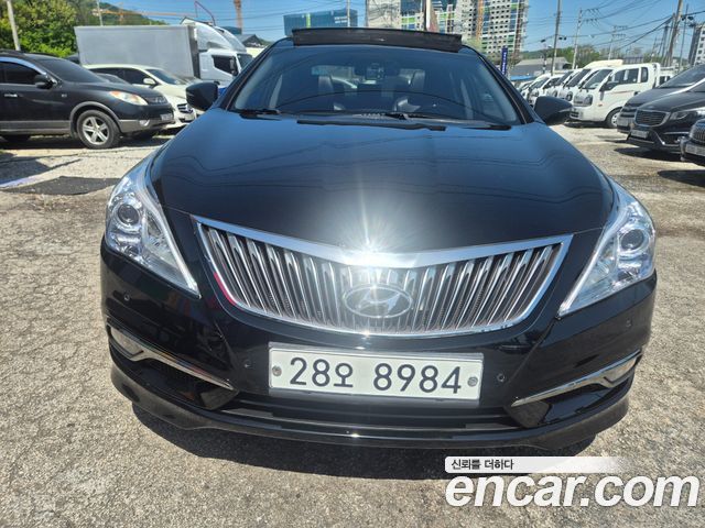 Hyundai Grandeur 2015 — photo 1