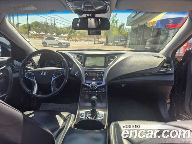Hyundai Grandeur 2015 — photo 8
