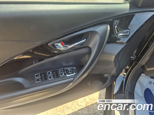 Hyundai Grandeur 2015 — photo 12