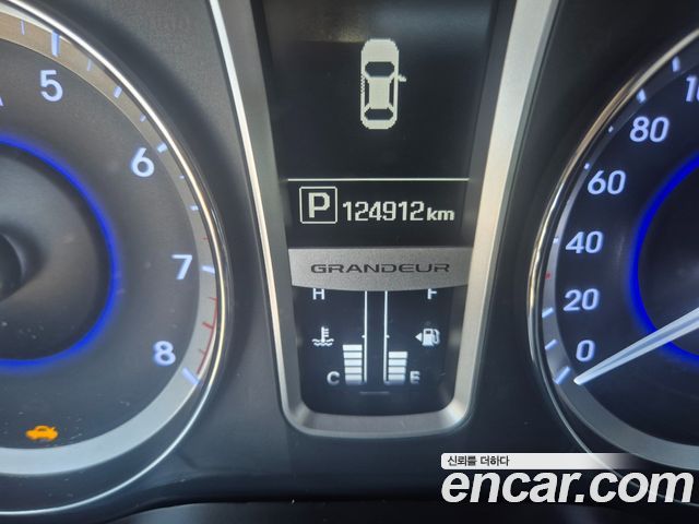Hyundai Grandeur 2015 — photo 15