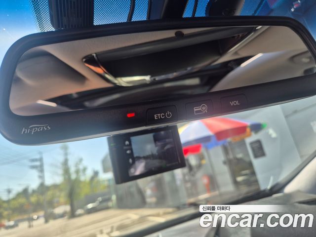Hyundai Grandeur 2015 — photo 17