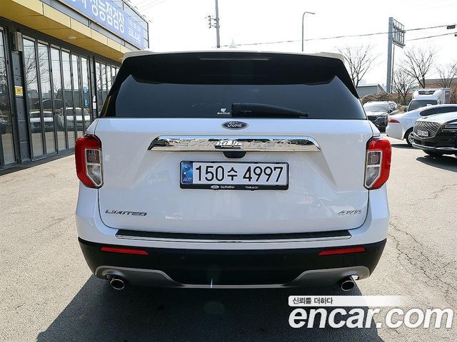 Ford Explorer 2021 — photo 4