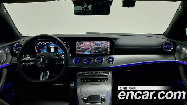 Mercedes-Benz E-Class 2023 — photo 7