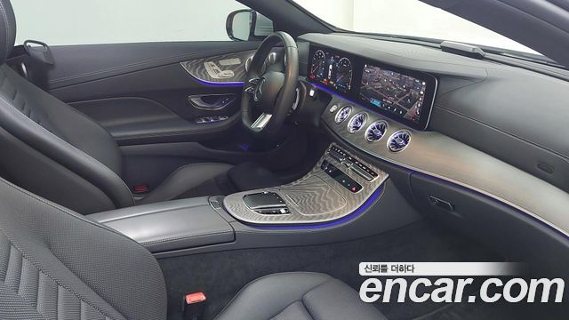 Mercedes-Benz E-Class 2023 — photo 9