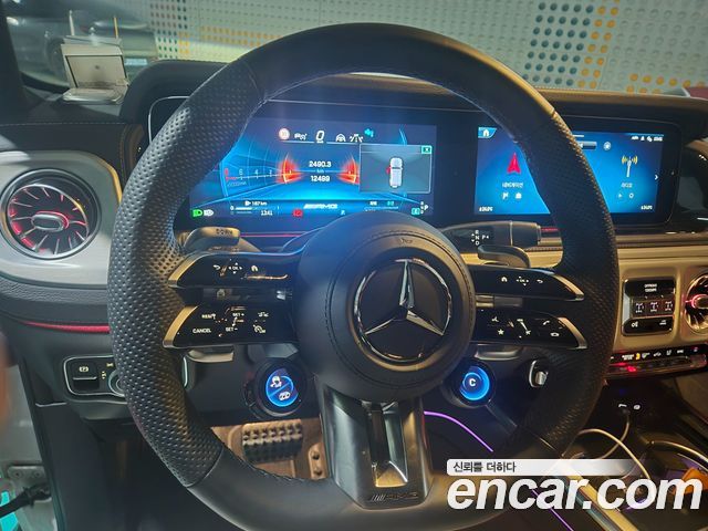 Mercedes-Benz G-Class 2025 — photo 10