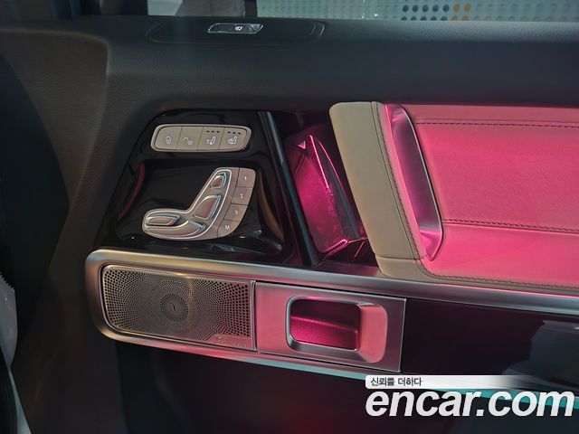 Mercedes-Benz G-Class 2025 — photo 19