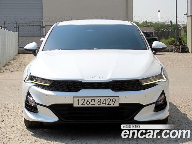 Kia K5 2022 — photo 1