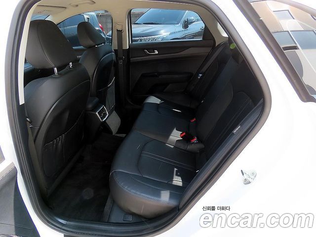 Kia K5 2022 — photo 6