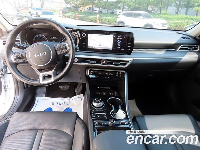 Kia K5 2022 — photo 7
