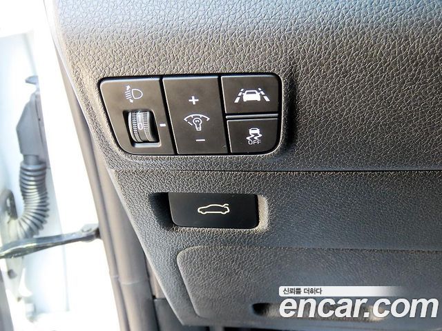 Kia K5 2022 — photo 12