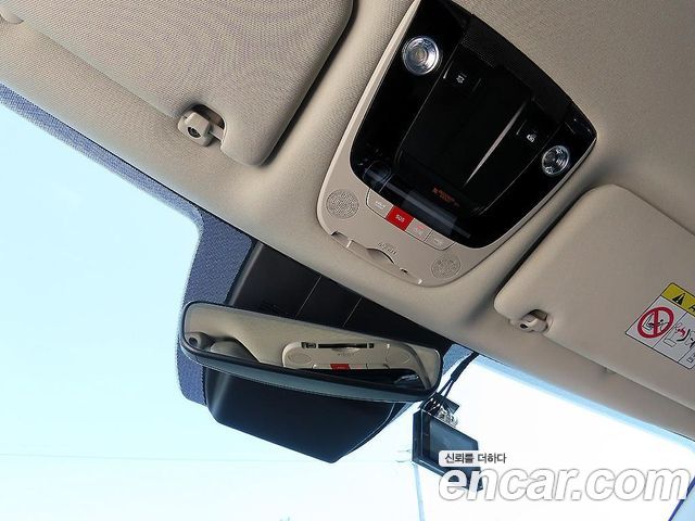 Kia K5 2022 — photo 16