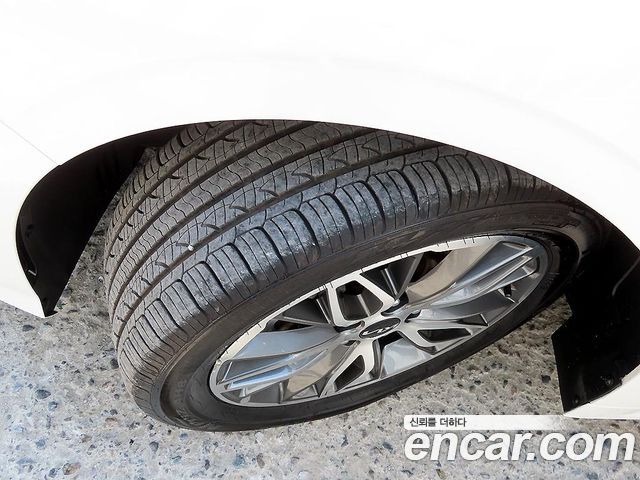 Kia K5 2022 — photo 19