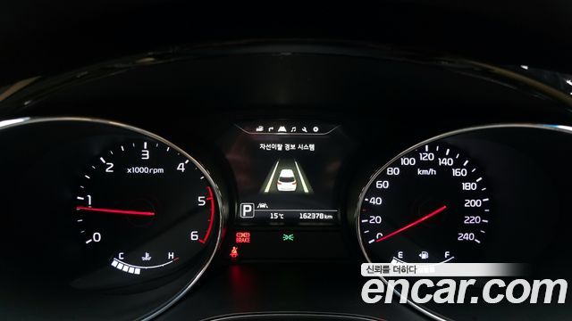 Kia Canival 2018 — photo 11