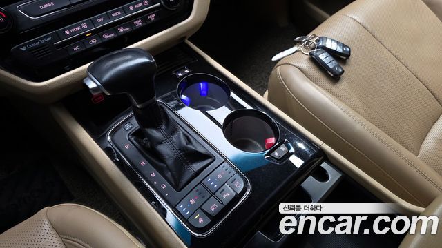 Kia Canival 2018 — photo 12